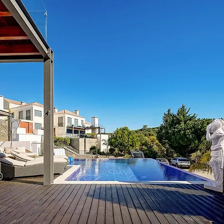 Sleeps 6 With Pool Air Con And Wifi Villa